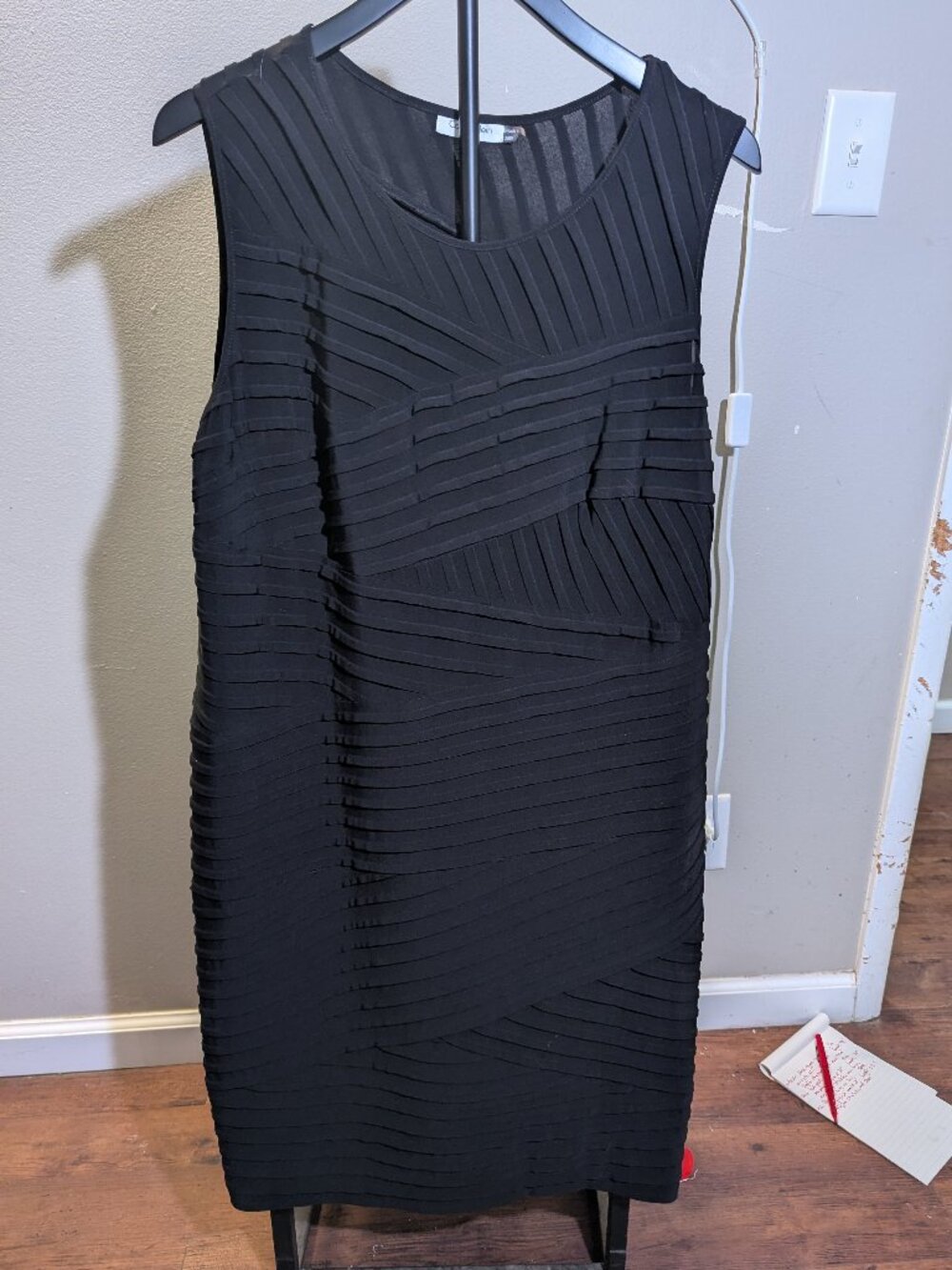 Calvin Klein Black Sleeveless Sheath Dress